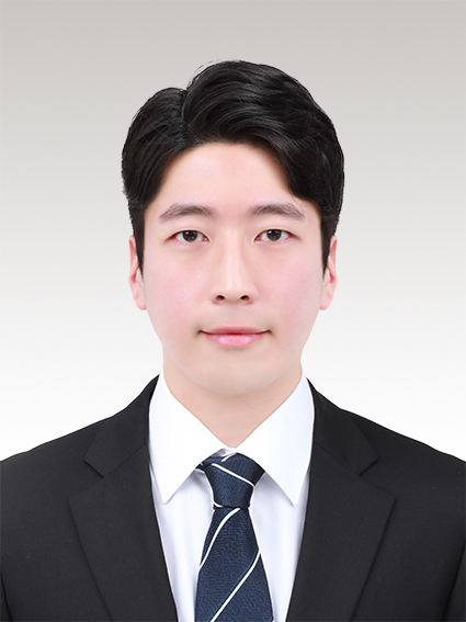 이종훈 증명사진